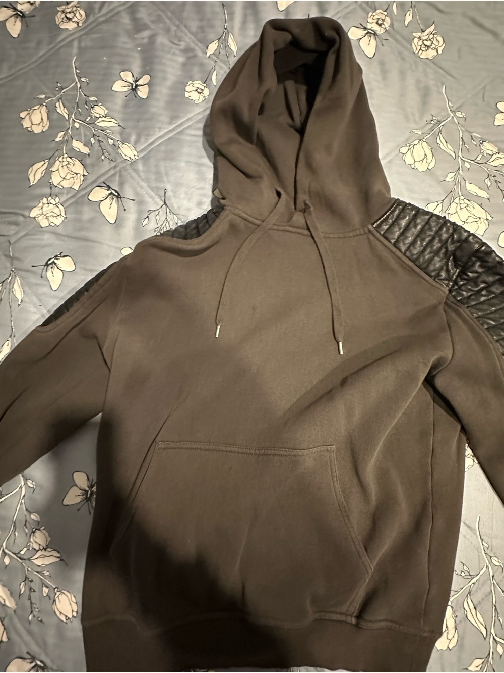 H&M Brown Men's Hooded Sweatshirt with Shoulder Detail